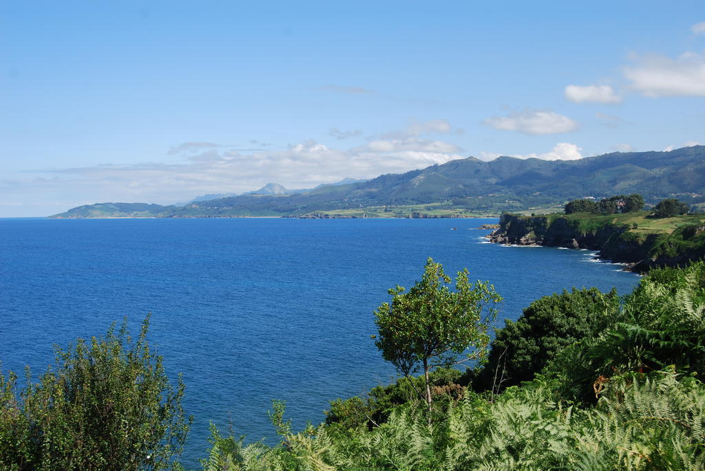 Hotel Monte Y Mar Colunga Kültér fotó